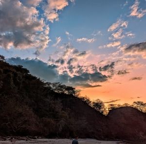 Meet your Posher, Leslie